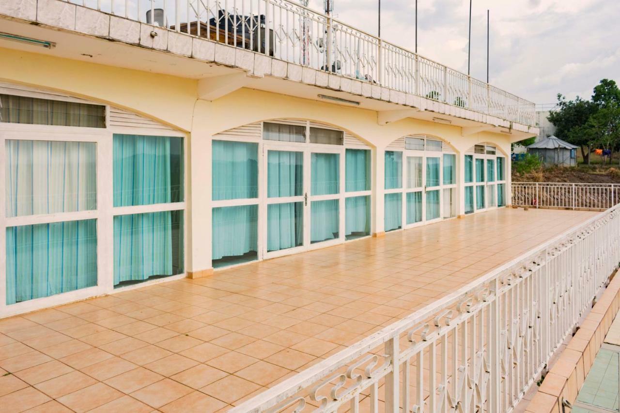 Sunrise Apartments Hotel Fort Portal Экстерьер фото