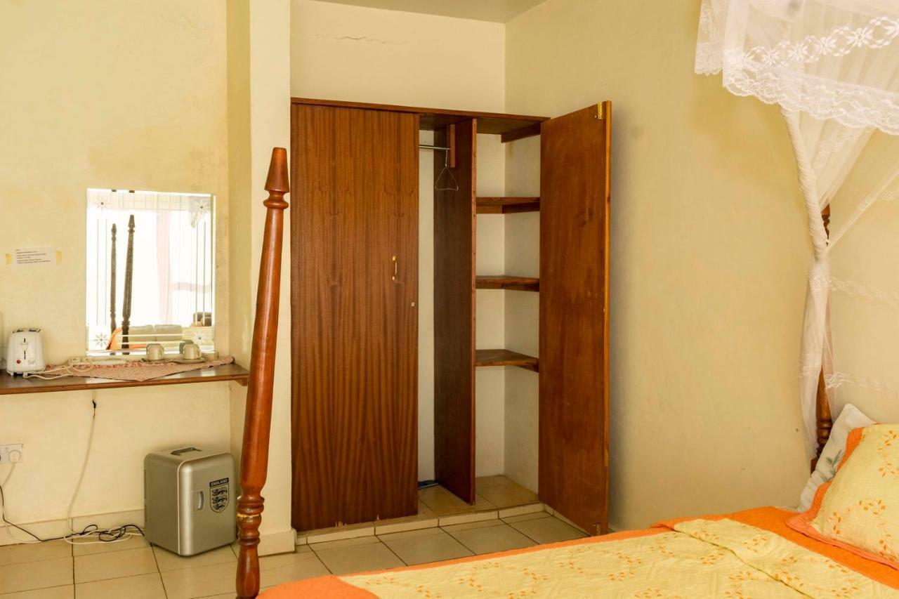 Sunrise Apartments Hotel Fort Portal Экстерьер фото